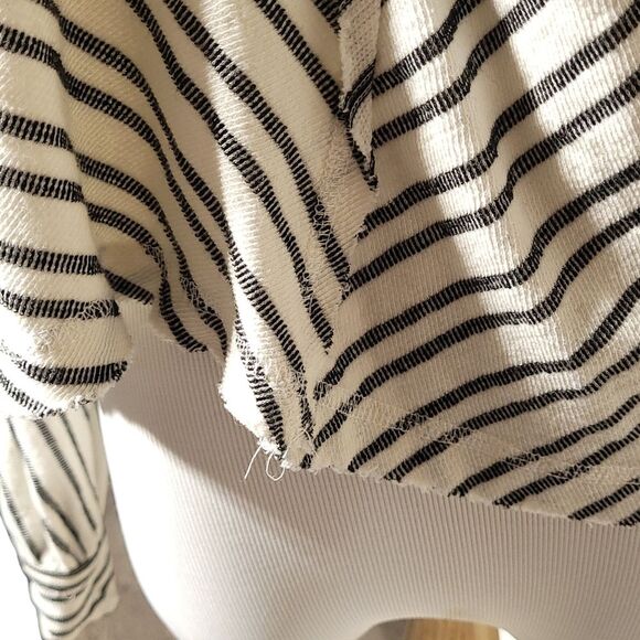 By Together Collection Blouse Small Women Off-the-Shoulder Top Gray Striped - Picture 7 of 9